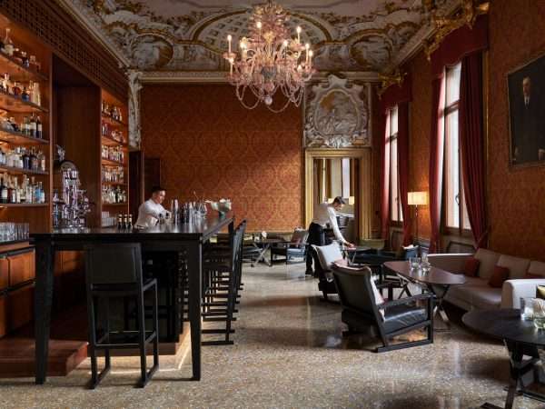 Aman Venice - Interior - The Bar.tif