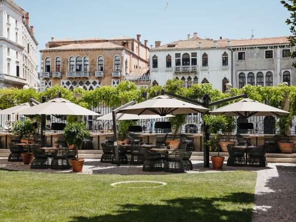 Aman Venice, Italy - Garden.tif