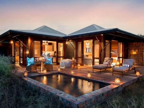 Ecca-Lodge-Exterior-of-rooms (1)