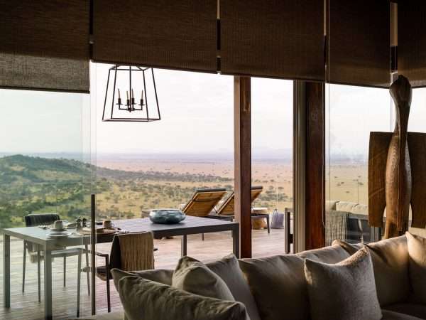 Hillside-Suite-Singita-Sasakwa-Lodge-Deck-and-View