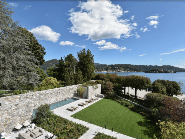 Lake View