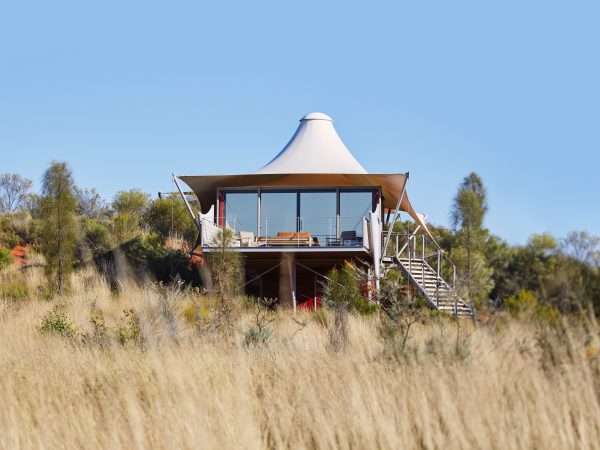 Longitude-131_Ayers-Rock-Uluru_Luxury-Tent-Exterior