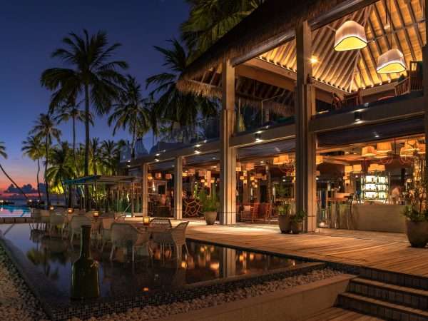 Velaa Private Island Avi Bar