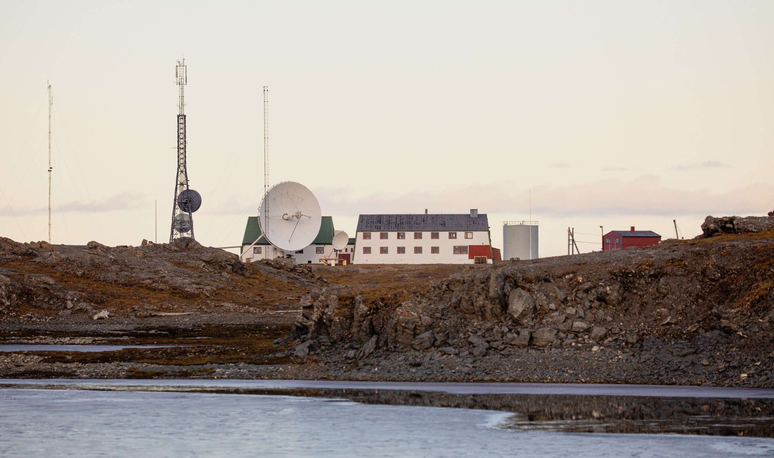 Isfjord Radio Hotel Svalbard – Arctic Luxury Stay