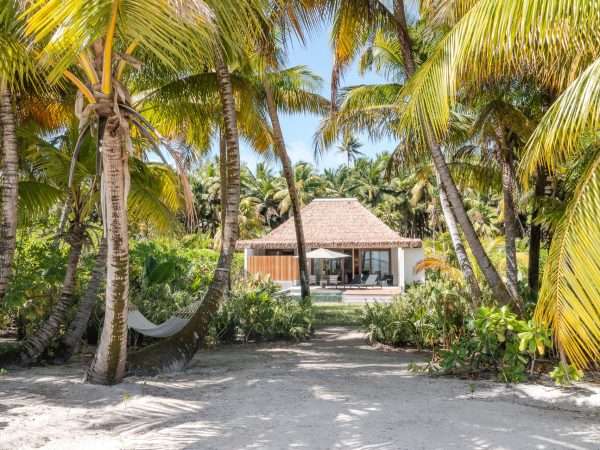 blue-safari-alphonse-island-one-bedroom-villa-exterior-hammock (1)