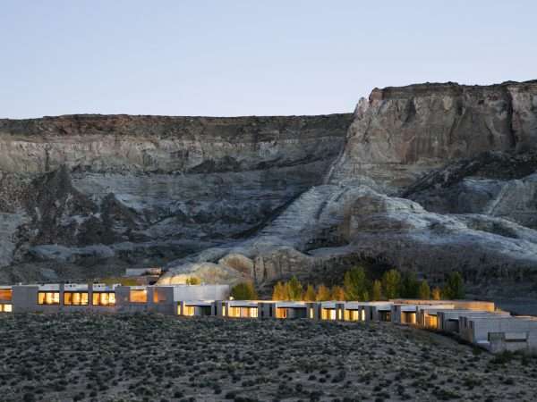 Aman Amangiri  setting