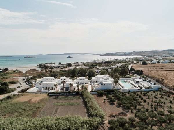 Parilio Paros – Modern Cycladic Luxury