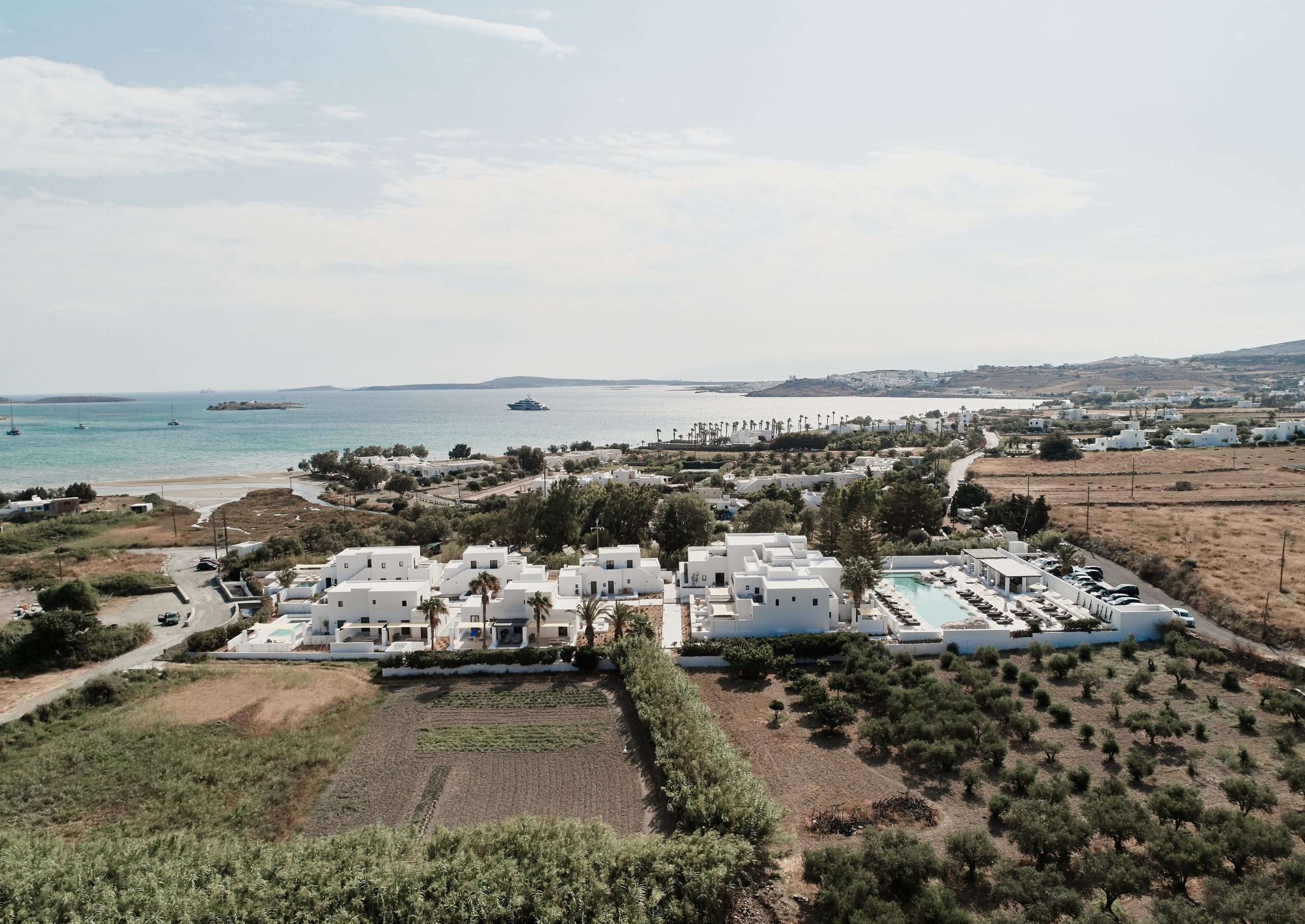 Parilio Paros – Modern Cycladic Luxury