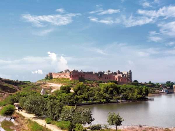 Six_Senses_Fort_Barwara_exterior_[8931-ORIGINAL]