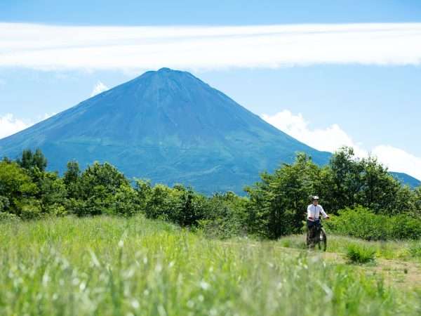 Experience Private Electric Bicycle Tour - HOSHINOYA Fuji