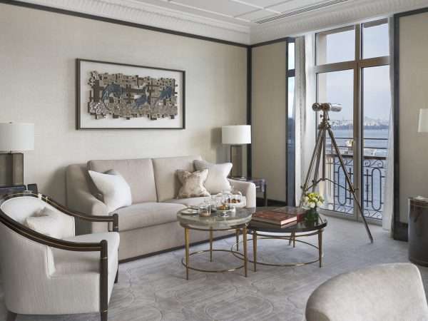 Istanbul_Accommodation_Executive Bosphorus Suite_Living Room 2_1920x1200