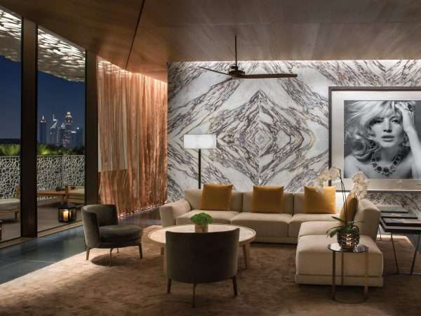 Lobby4