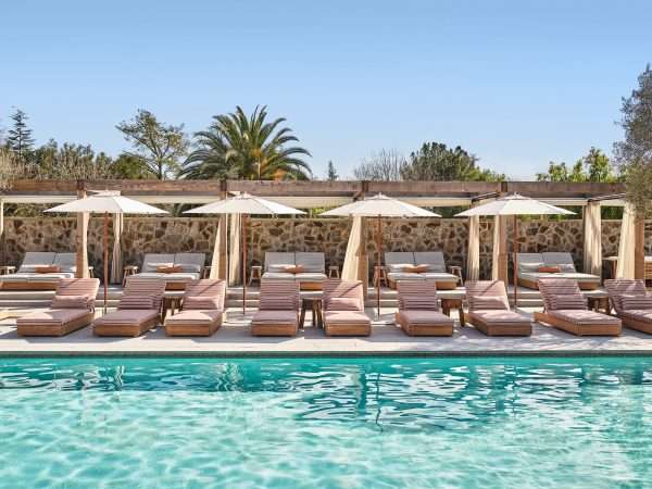 MAT_Public-Spaces_Pool_2023_039184