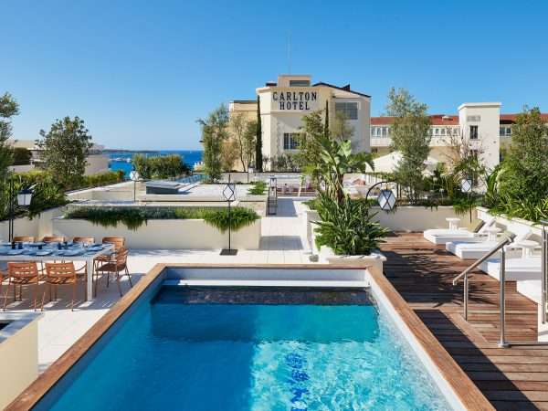 Pool (1) rooftop Penthouse ©Carlton_Cannes_ Anthony_Lanneretonne