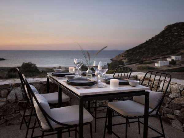 RESTAURANT_BALCONY