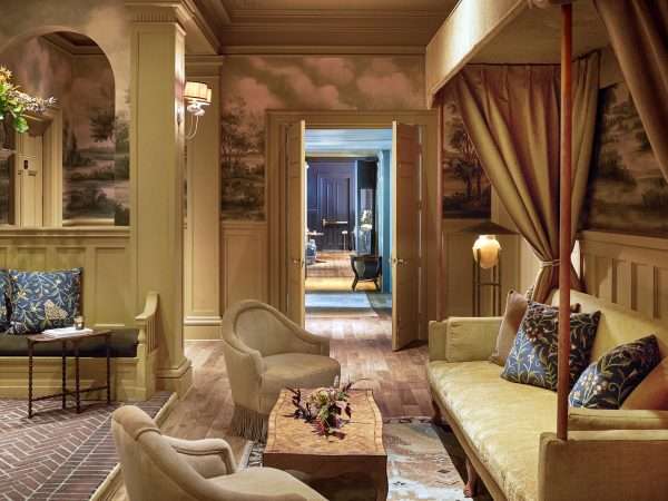 VAN_Public-Spaces_Parlour_3676