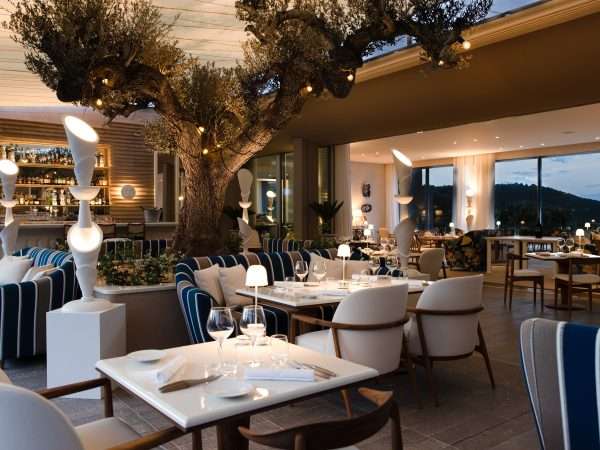 9_lavoilerestaurant - La Reserve Ramatuelle @gregoire_gardette