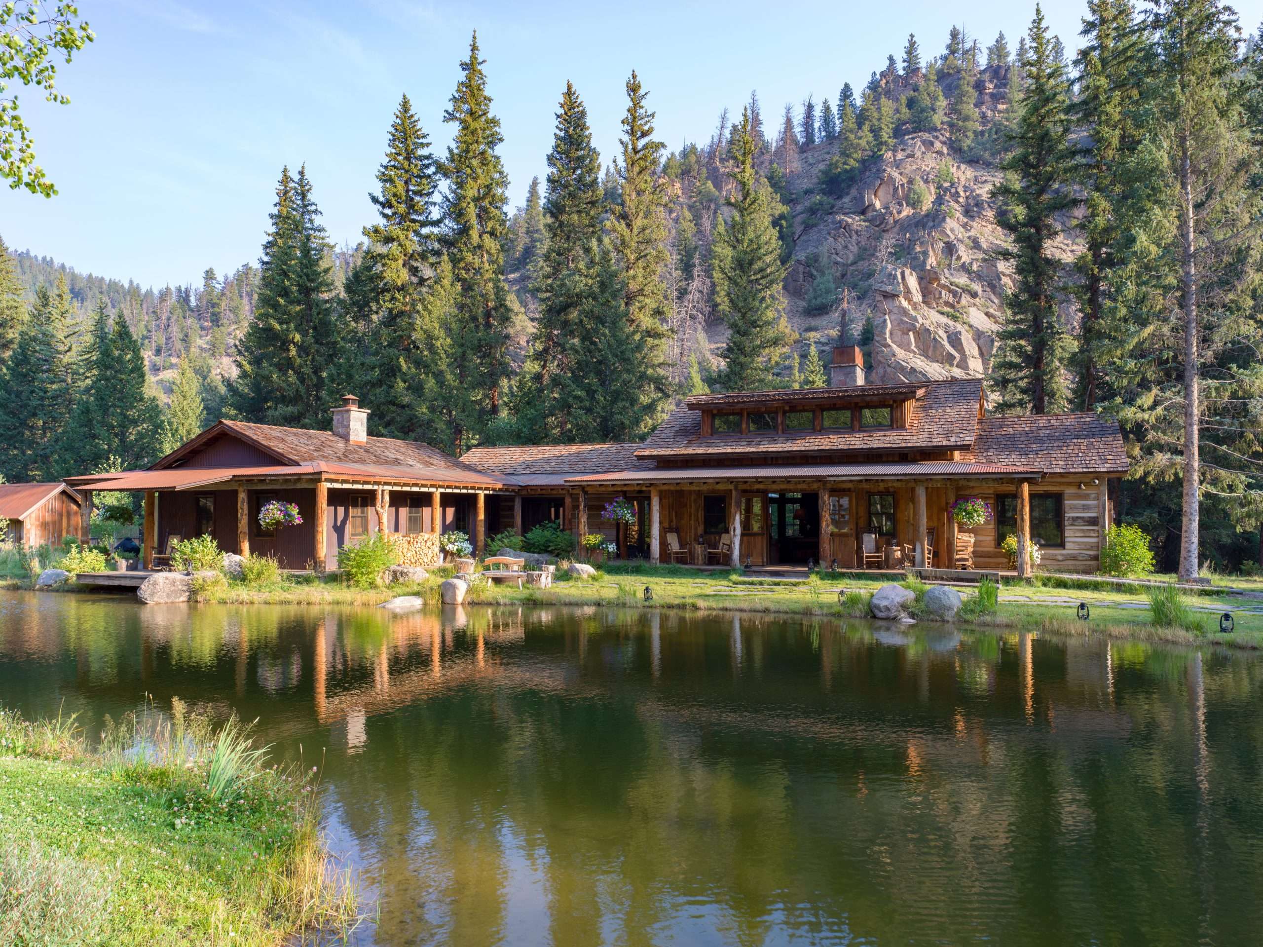 Taylor River Lodge Colorado | Luxury Mountain Retreat
