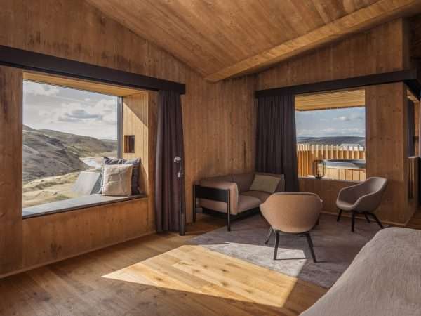 Highland Base_Suite_Interior