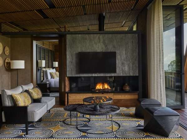 OO_GorillasNest_Accommodation_Virunga_Suite_Lounge_WIDE_10_MASTER_HR