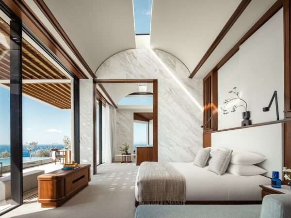 oneamponly-keacuteaisland-bedroom-wide