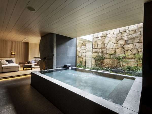 private onsen01