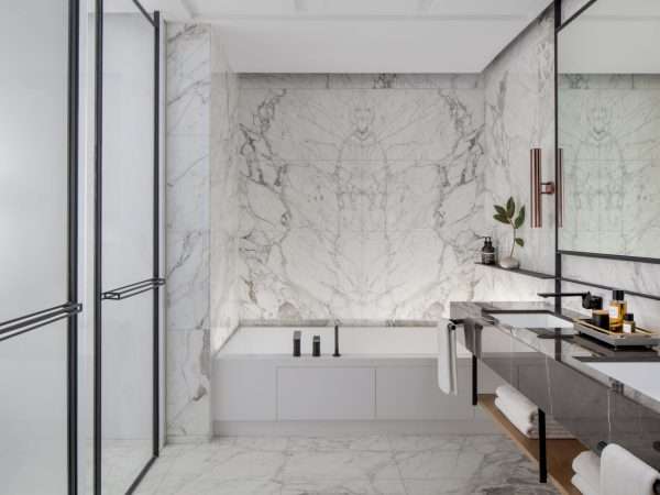 OO_OneZaabeel_PrivateHomes_Two-Bedroom_MasterBathroom-scaled
