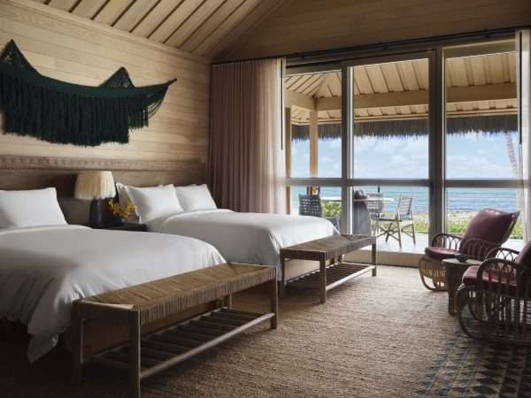 RWKVL_Accommodations_Kauhale_BeachFront_Bedroom_06