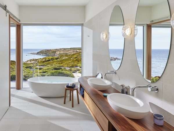 Southern-Ocean-Lodge-Kangaroo-Island-Lodge-Ocean-Pavilion-West-Bathroom-cGeorgeApostolidis-1