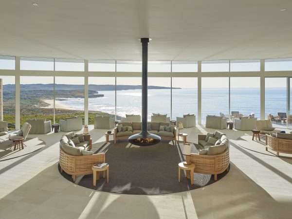 Southern-Ocean-Lodge_Kangaroo-Island_Lodge-The-Great-Room-cGeorgeApostolidis