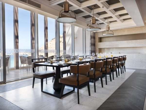 Brezza Restaurant (1)