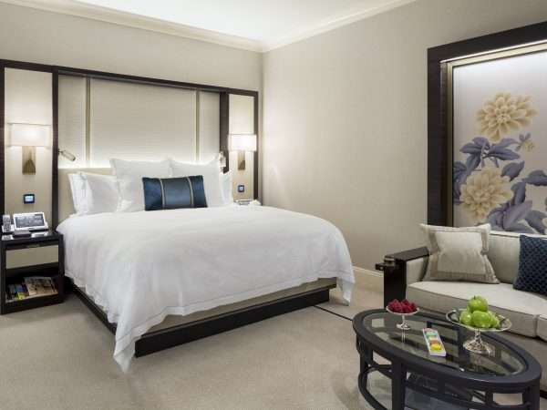 Chicago_Accomodation_Grand Premier King Guestroom