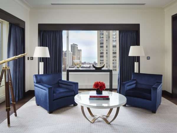 Chicago_Accomodation_Lake Suite_Living Room Window