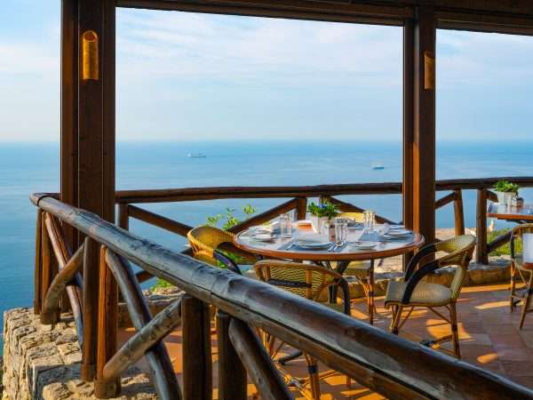 dining outdoor