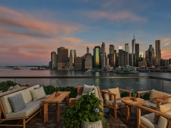 1BB_Harriets_Rooftop__0173_HDRh1315.png