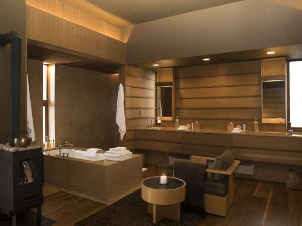 Amankora, Bhutan – Accommodation, Gangtey lodge, Suite bathroom_17234