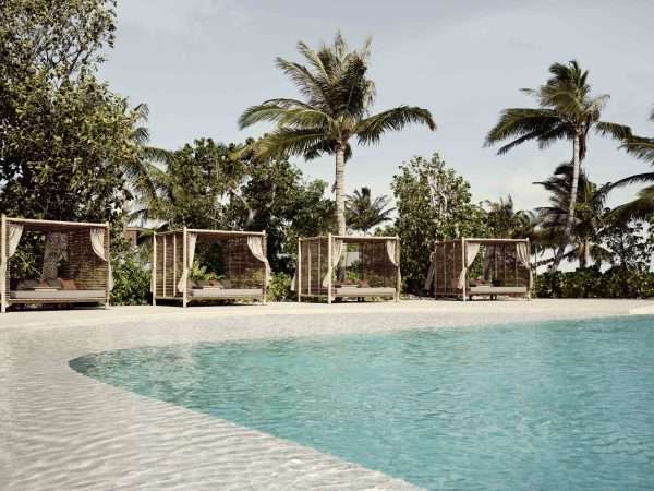 PATINA_MALDIVES_F_B_FARI-BEACH-CLUB_2906_03