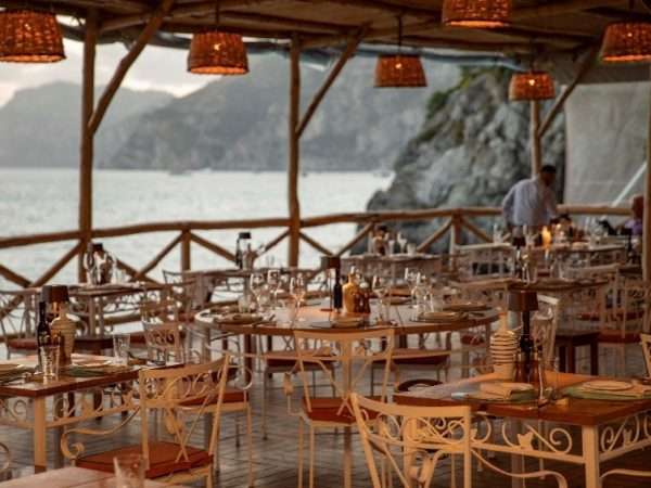 carlino-restaurant-il-san-pietro-positano-beach