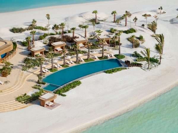 rz-ejhrz-adult-pool---aerial-view-21465_Wide-Hor