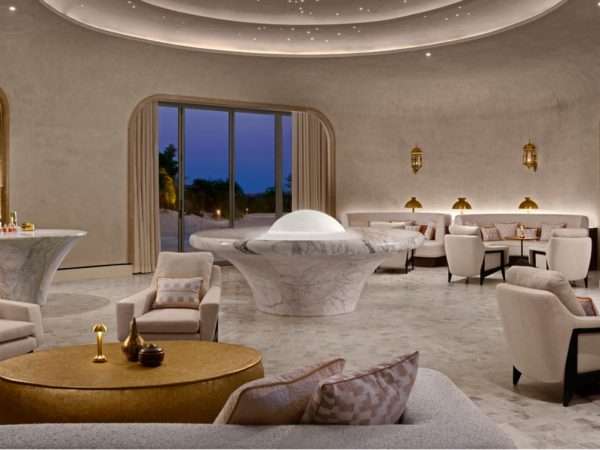 rz-ejhrz-maia---interior-blue-hour-11746_Wide-Hor