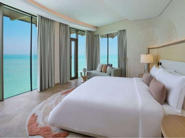 xr-ejhxr-guestroom---bedroom--34786_Wide-Hor