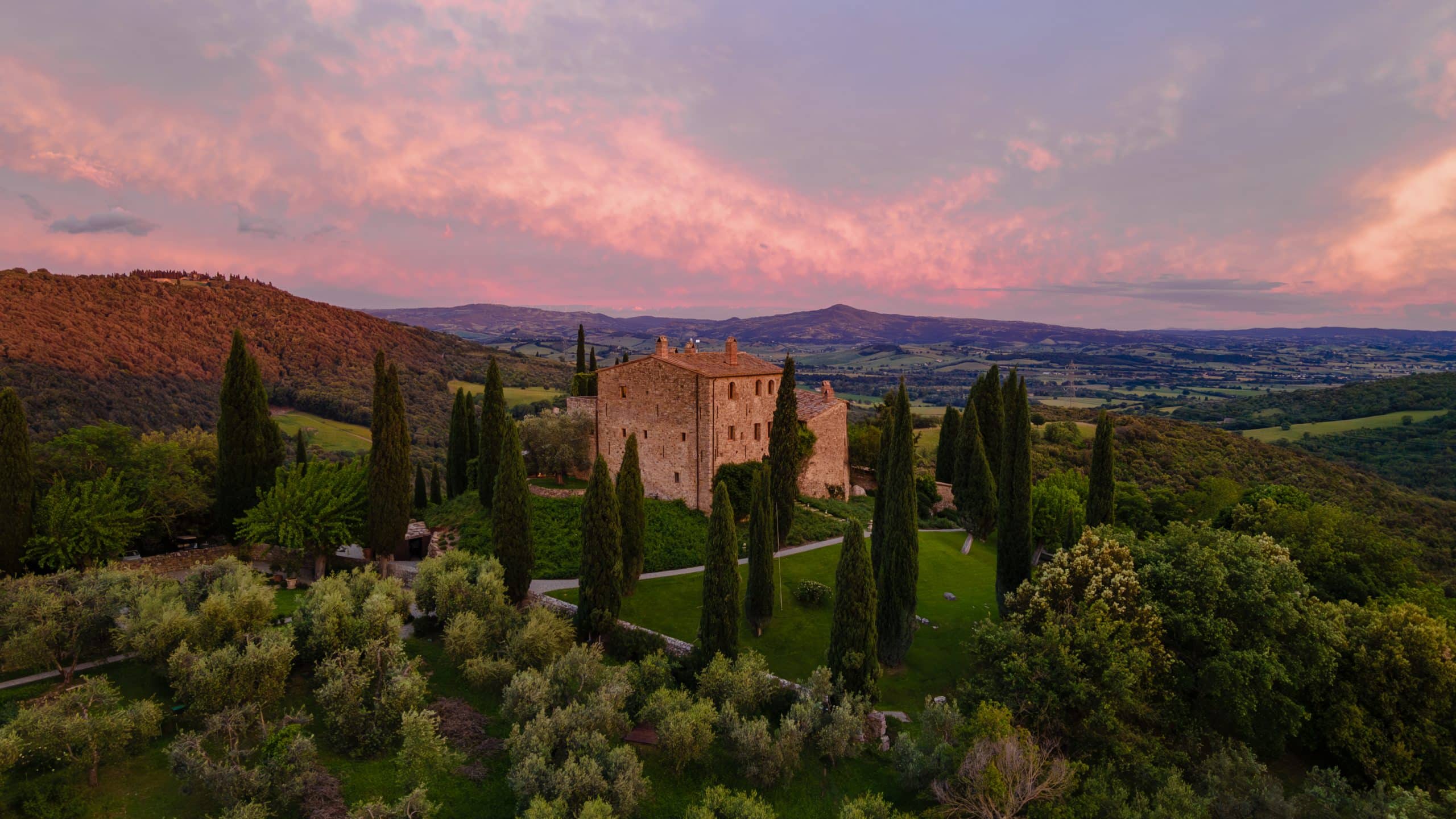 Castello di Vicarello – Luxury Tuscany Retreat
