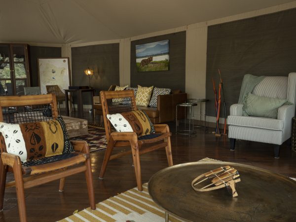 GORONGOSA SAFARIS - Muzimu Lodge - Main Area - Lounge 3 (O.Grunewald)