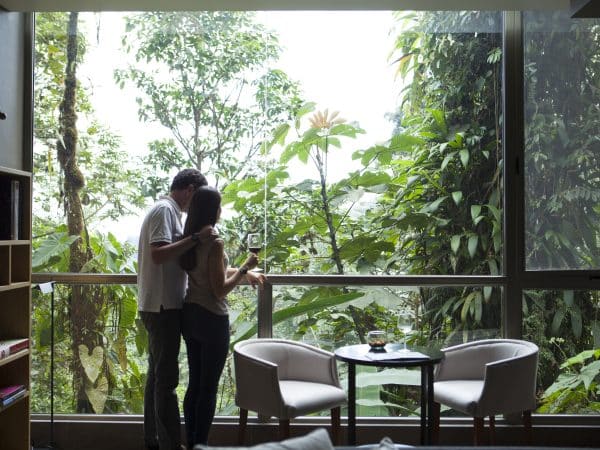 Mashpi-Lodge-Lounge-Room-1