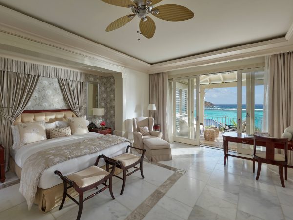 canouan-accommodation-lagoon-villa-bedroom