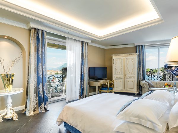 22-Junior-Suite-new-layout