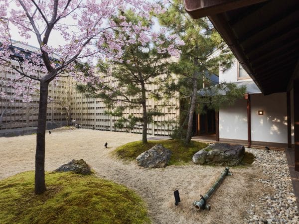 Azumi_Garden02
