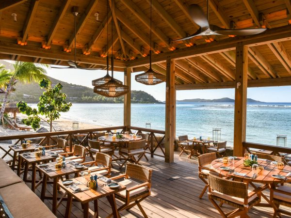 RosewoodLittleDixBay_ReefHouse_SeaFrontDining