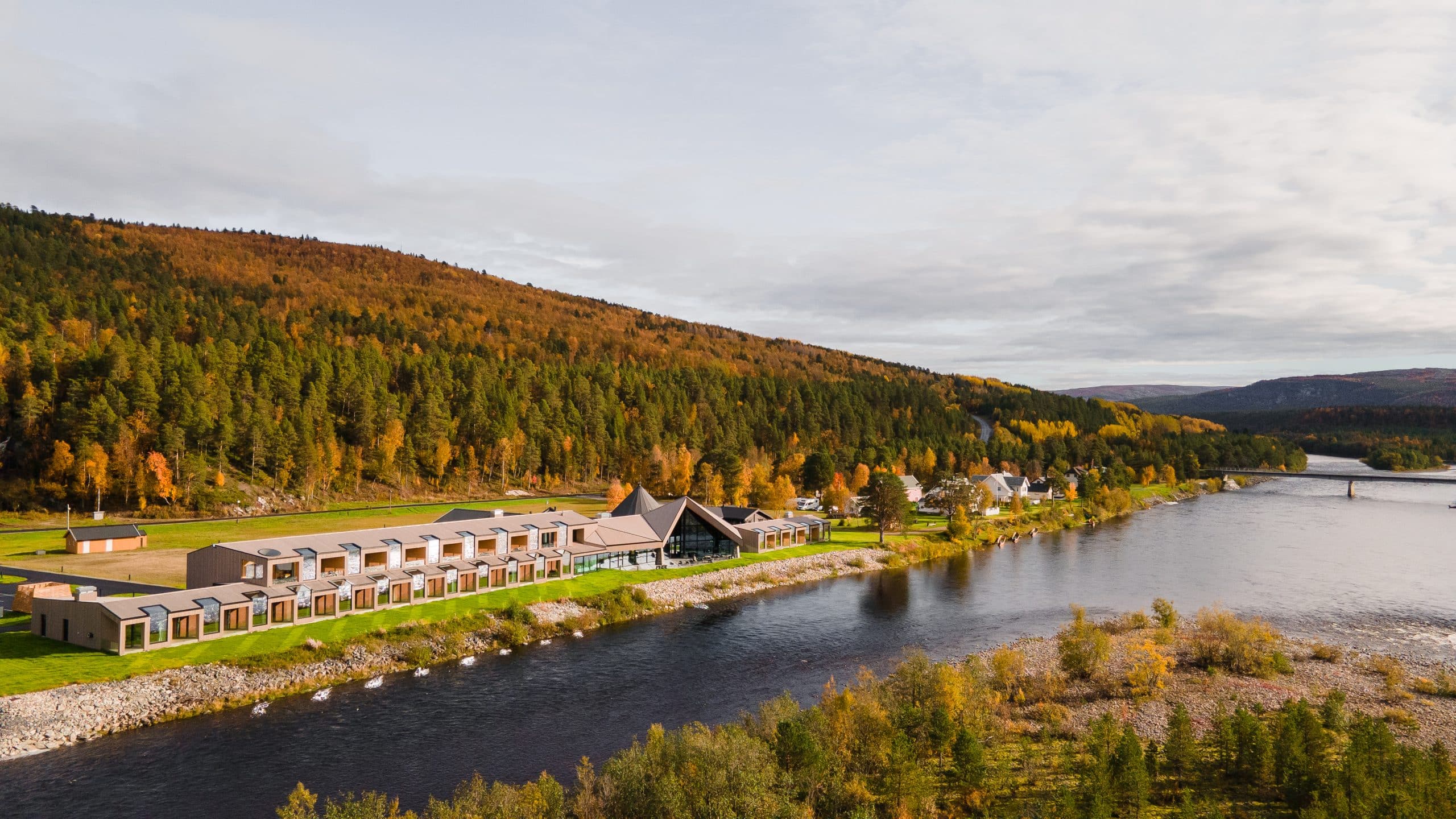 Sorrisniva Arctic Wilderness Lodge | Luxury Norway Stay