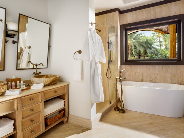 Double Queen Garden View room (1)